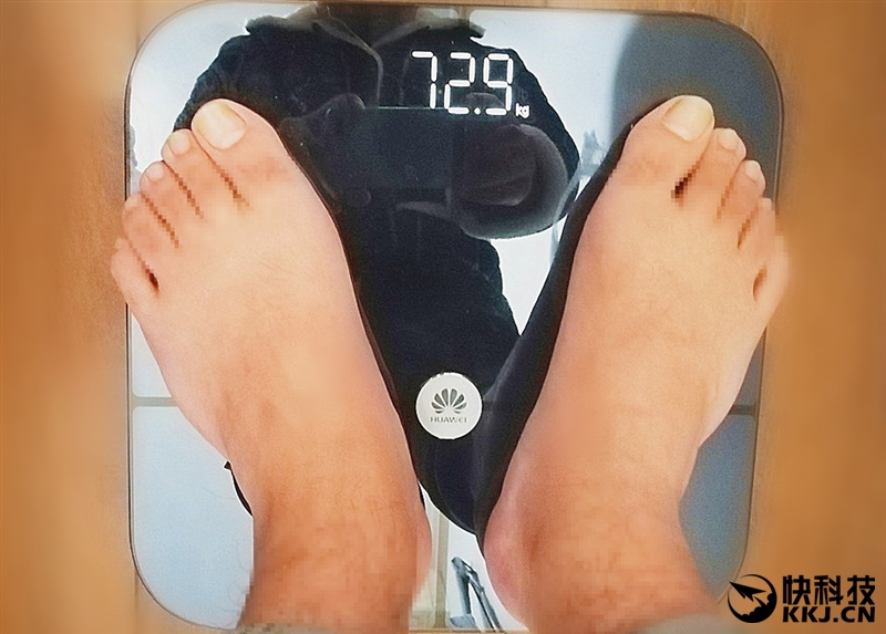喝杯水也能測出來 華為智能體脂秤評測