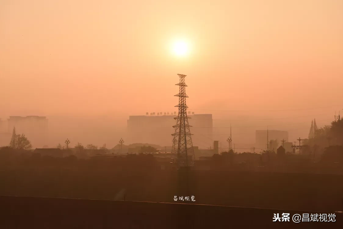 手機和相機拍照，圖質差別有多大？同時拍攝，比較了才知道！