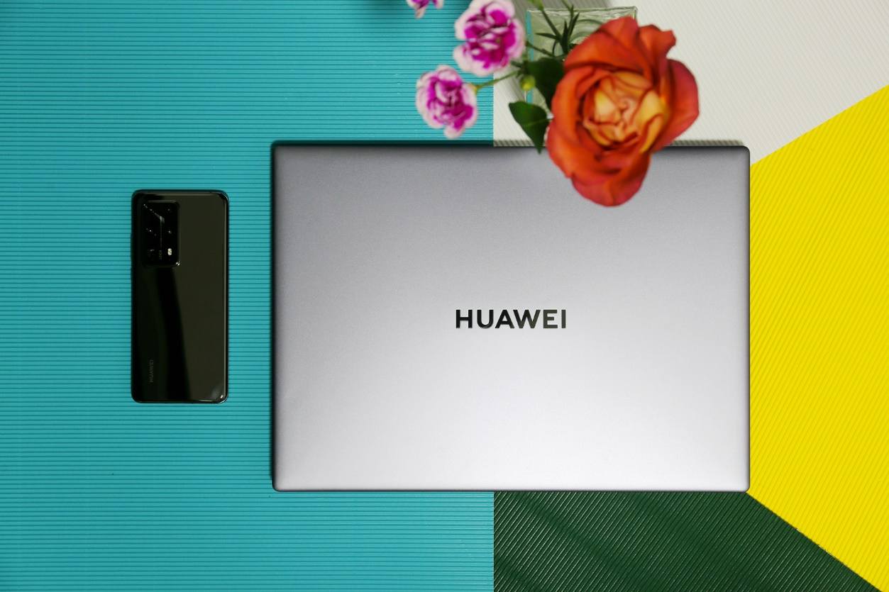不止“大”一點，而是強很多！華為MateBook 16首發評測