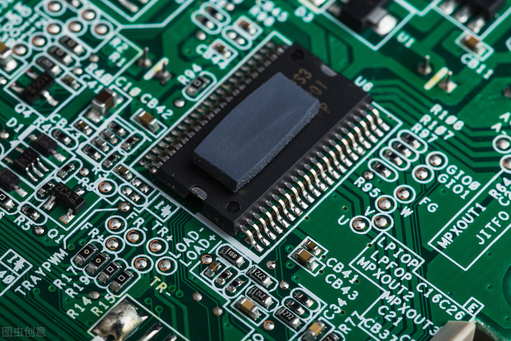 B85芯片主板配什么CPU？會看主板參數，自然就會配CPU了
