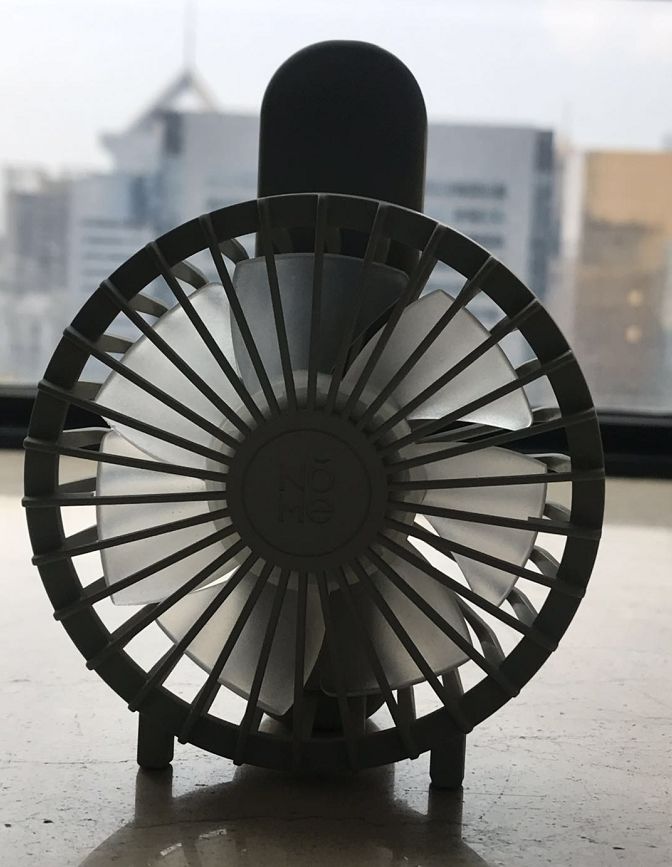 用手機拍照這么久，你居然還不知道閃光燈怎么用