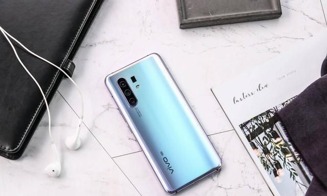 vivo 全系手機盤點，從IQOO到NEX，哪一款是你的最愛？