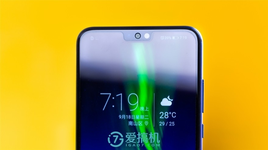 華為性價比機皇，麒麟710+全面屏，榮耀8X詳細體驗評測！