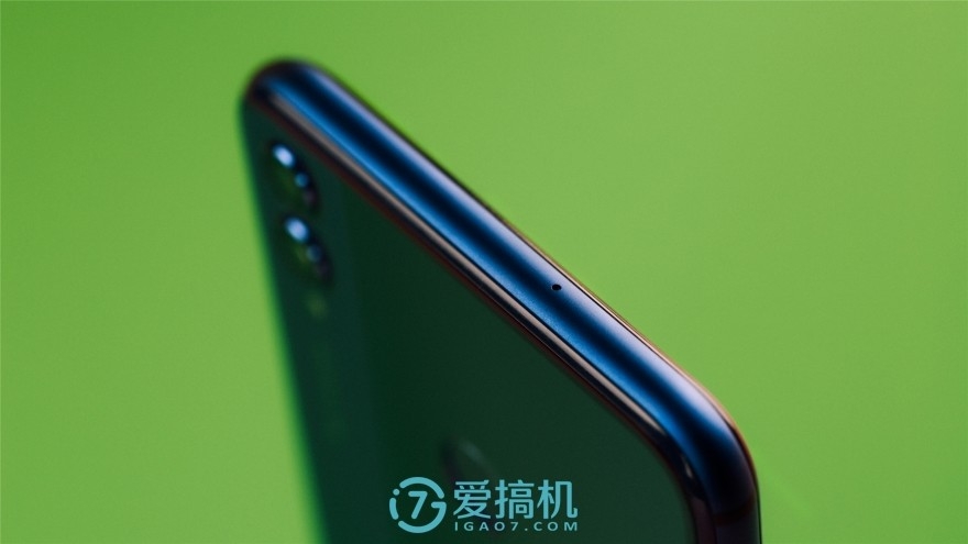 華為性價比機皇，麒麟710+全面屏，榮耀8X詳細體驗評測！
