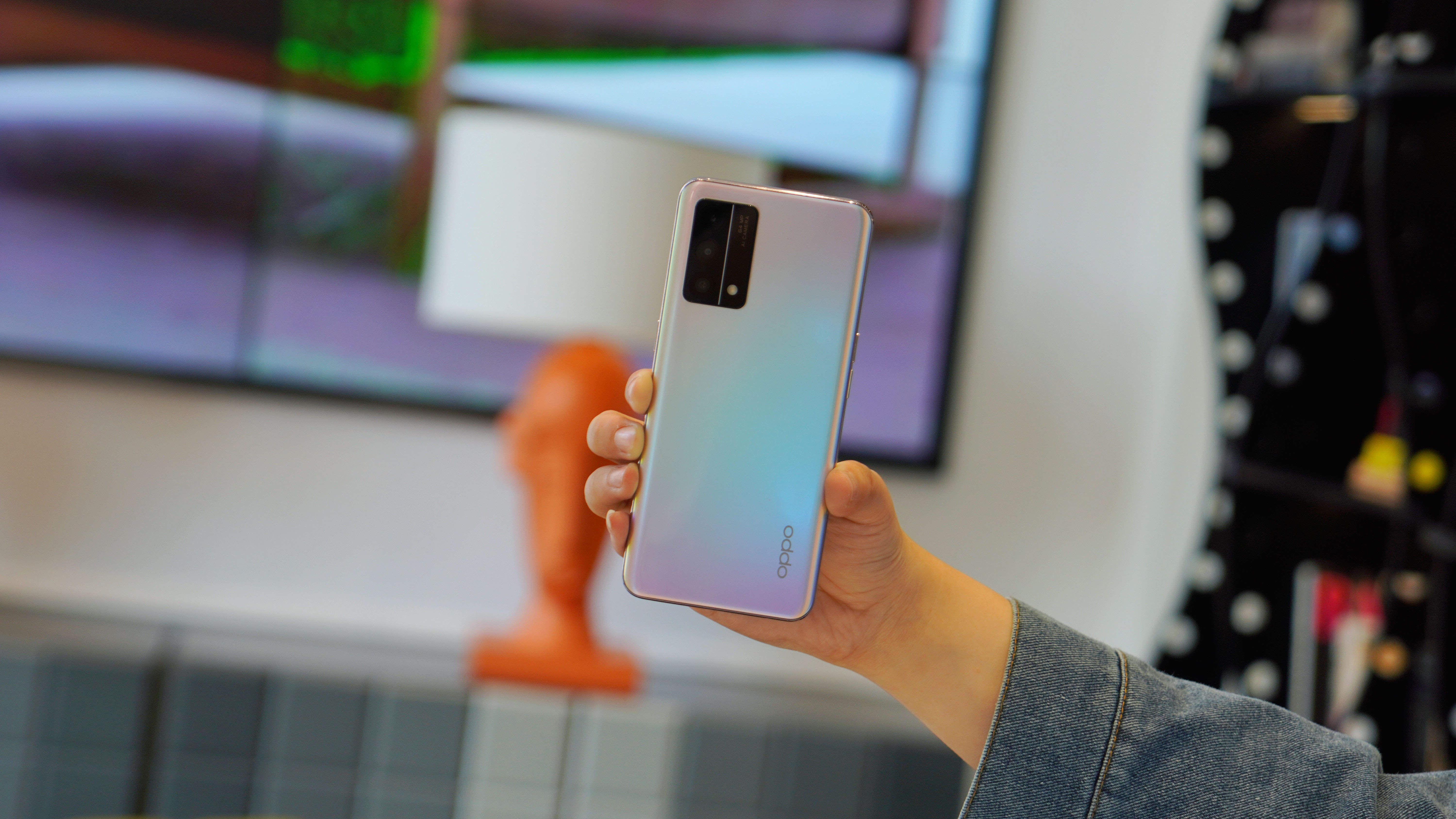 OPPO K9手機如何？上手實測亮點多，充電速度遠超千元級機型