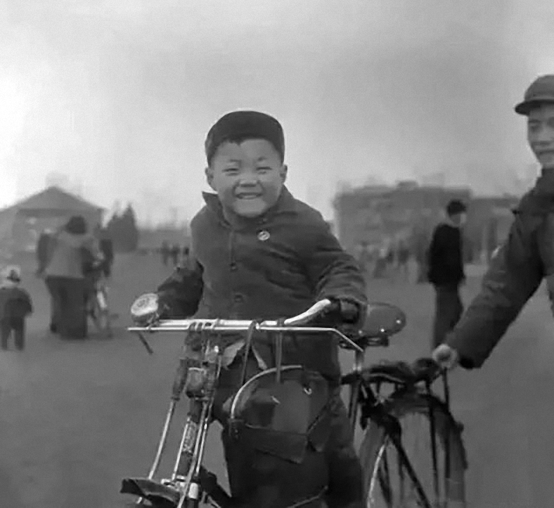 上世紀自行車的故事｜鳳凰車堪比奔馳，賣萬斤糧只為買一輛永久
