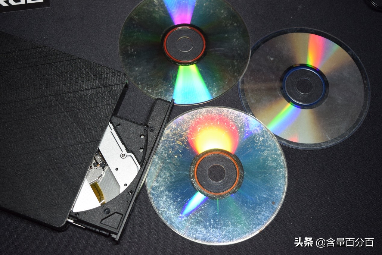 光驅已經消亡？迭代升級的多功能外置刻錄機體驗點評