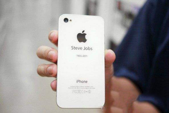 iPhone 4s賣了102.8萬，只因多9個字母和8個數字
