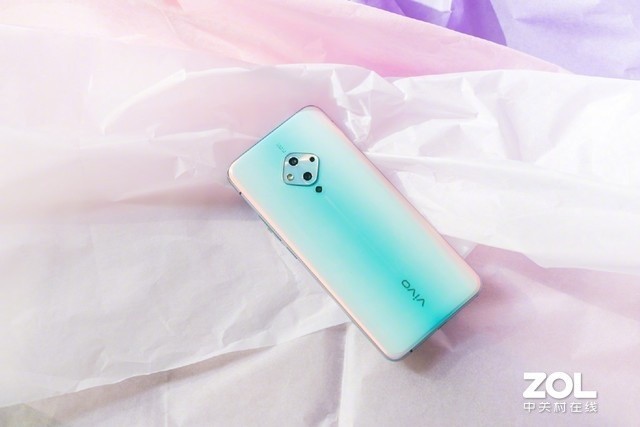 從個性美邁向自然美 vivo S系列自拍發展回顧