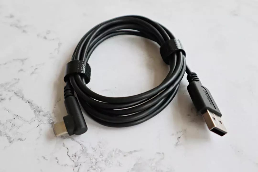 數位板初體驗——UGEE友基RB170開箱試用