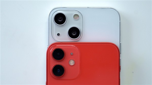 iPhone 13全系外觀再曝：后置攝像頭有變化