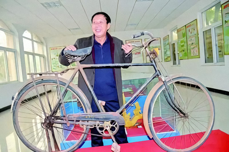 上世紀自行車的故事｜鳳凰車堪比奔馳，賣萬斤糧只為買一輛永久