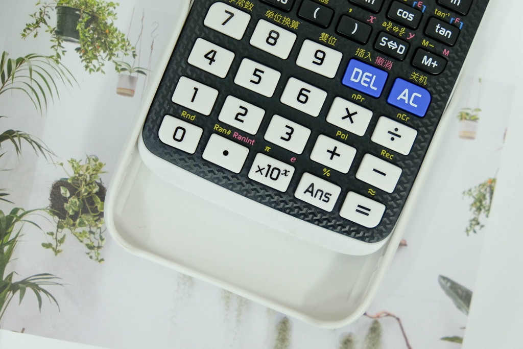 卡西歐 FX-991EX 科學計算器體驗：專業計算，功能強大！