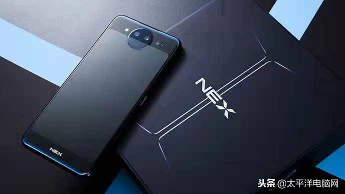 vivo NEX雙屏版評測：誰說科技時尚不能相得益彰？