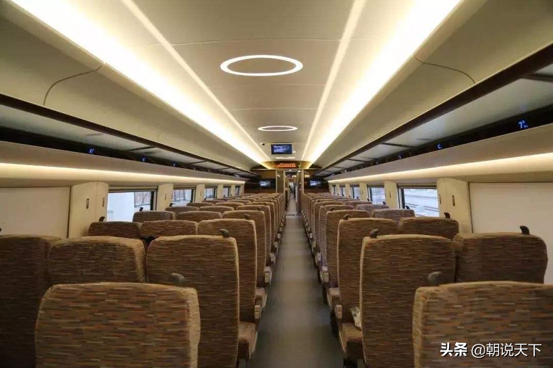 硬臥上中下鋪選哪個？動車二等座A到F選哪個？