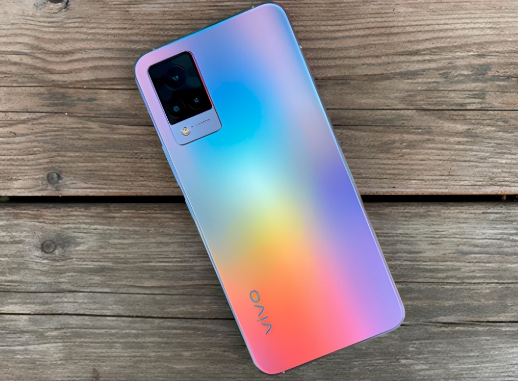vivo S9深度測評，實用性、可玩性兼備，自拍小能手實錘