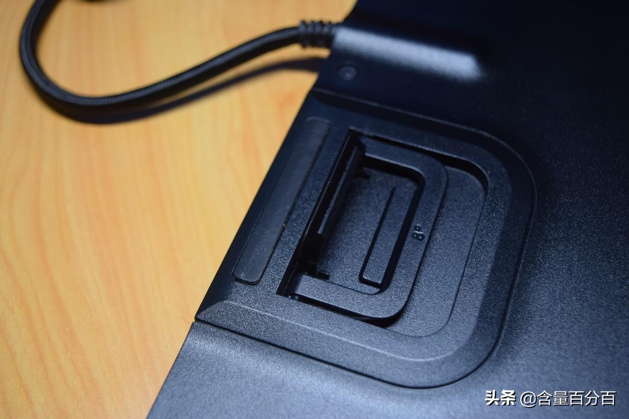 功能強大的炫光同步軟件，游戲玩家專屬的羅技三劍客體驗點評