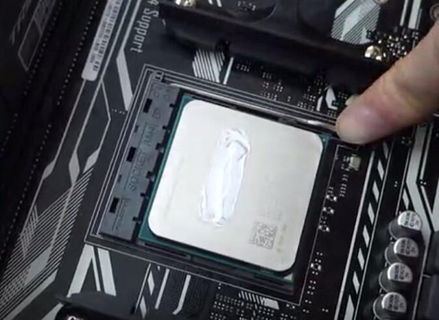 AMD CPU怎么安裝？AMD銳龍處理器與主板安裝圖解教程