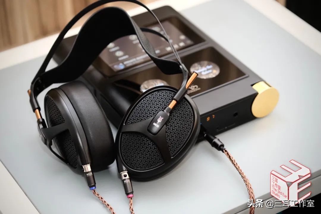 可外帶的“隨身HIFI播放器”，我們用它對比了十倍身價的進口臺機