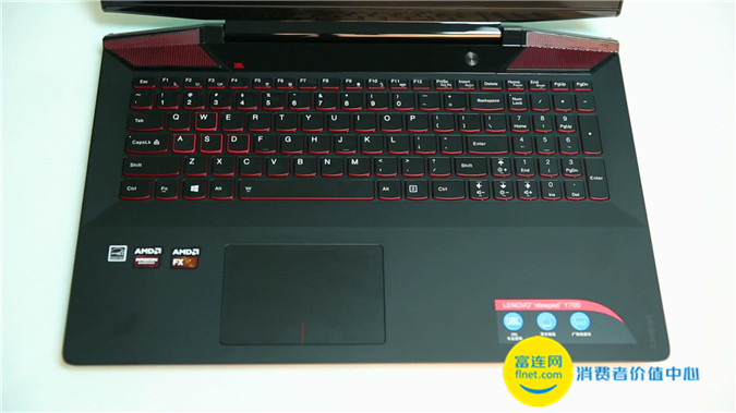 AMD最強移動平臺 聯想ideapad Y700筆記本評測
