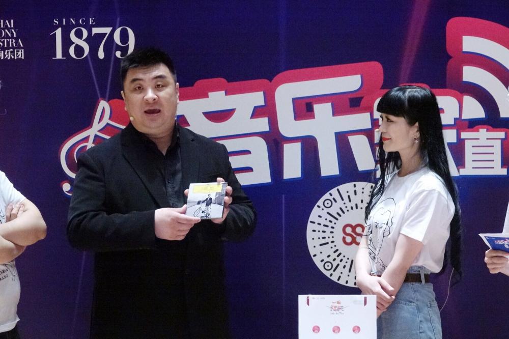 演出結束直播帶貨，古典音樂界的李佳琦、薇婭誕生了