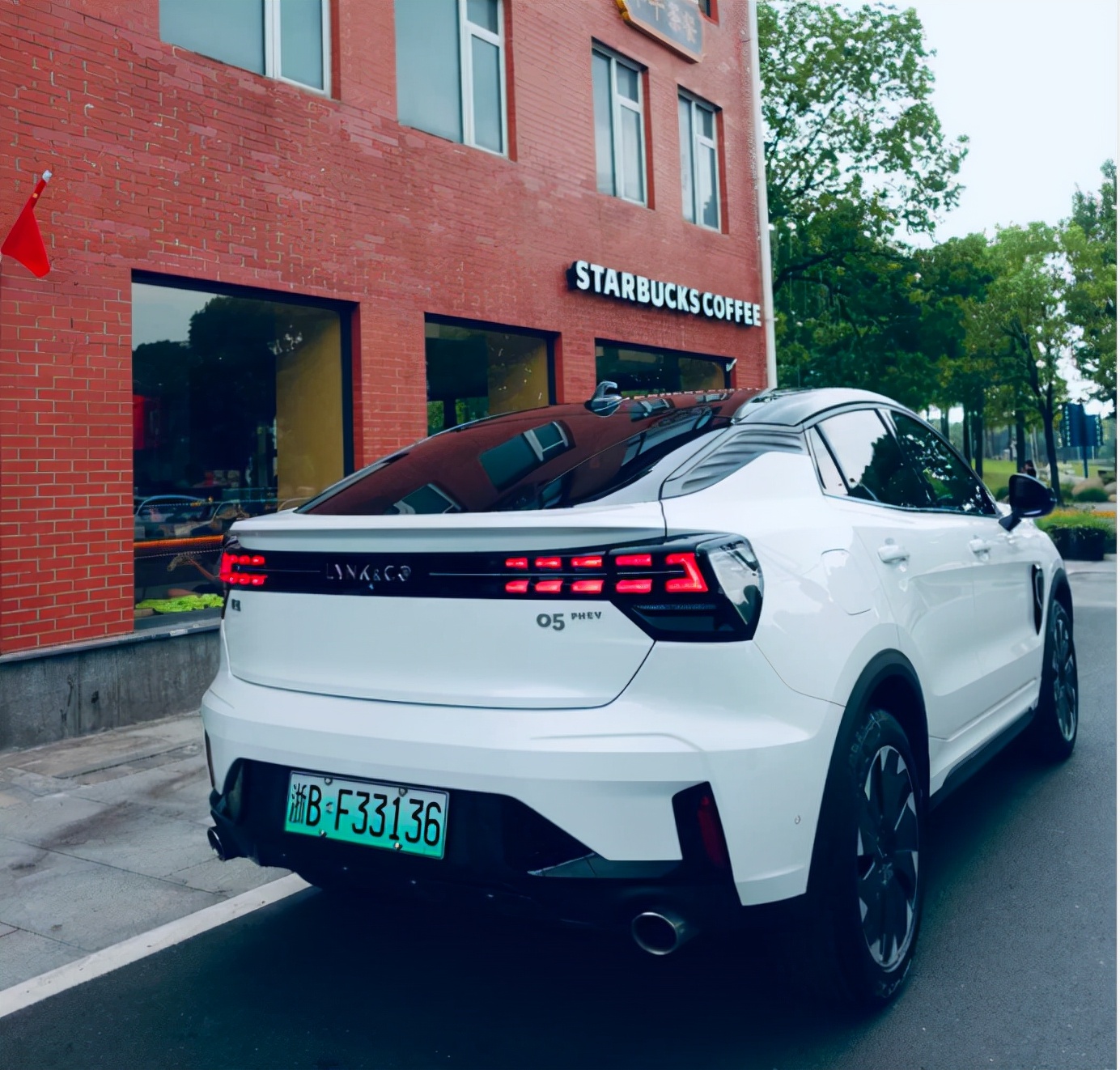 不吹不黑，20萬左右新能源SUV怎么選？領克05 PHEV實力出眾