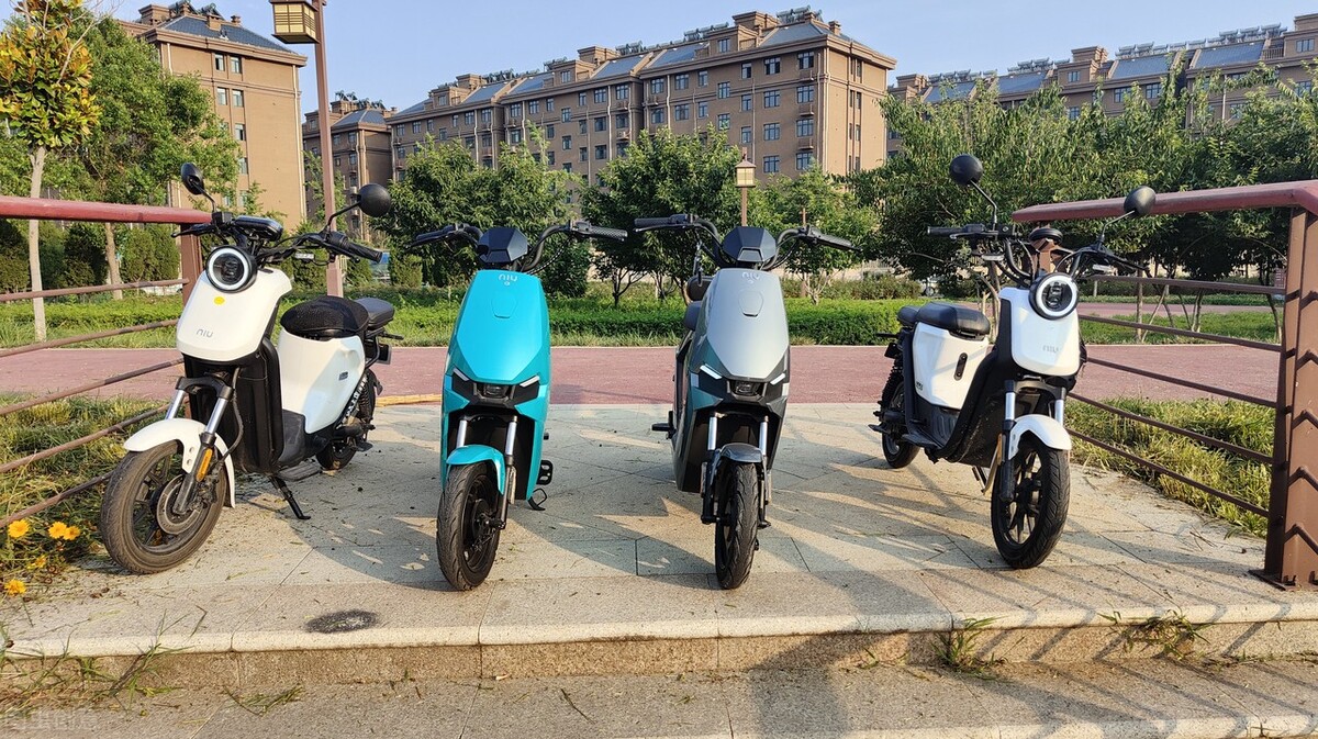 電動車電池耐用度排名，第一名能充3000次以上，第二名續航最遠