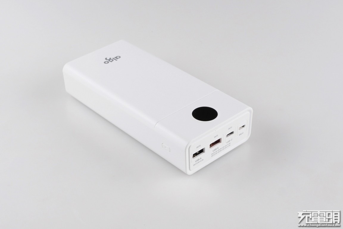 小長假電量保障神器，40000mAh超大容量移動電源推薦