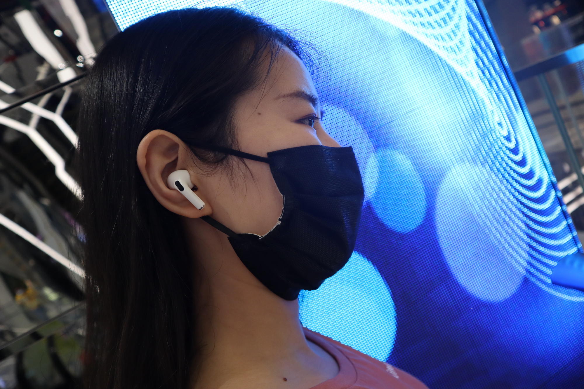 地表最強真無線耳機？蘋果AirPods Pro輕體驗：有的時候不服不行