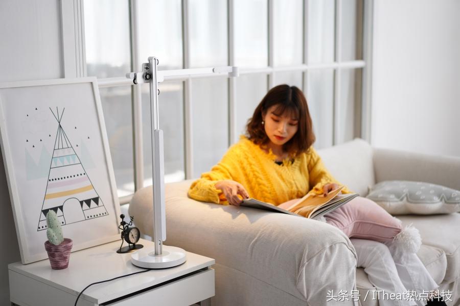 戴森Lightcycle臺燈評測:耀眼且實在