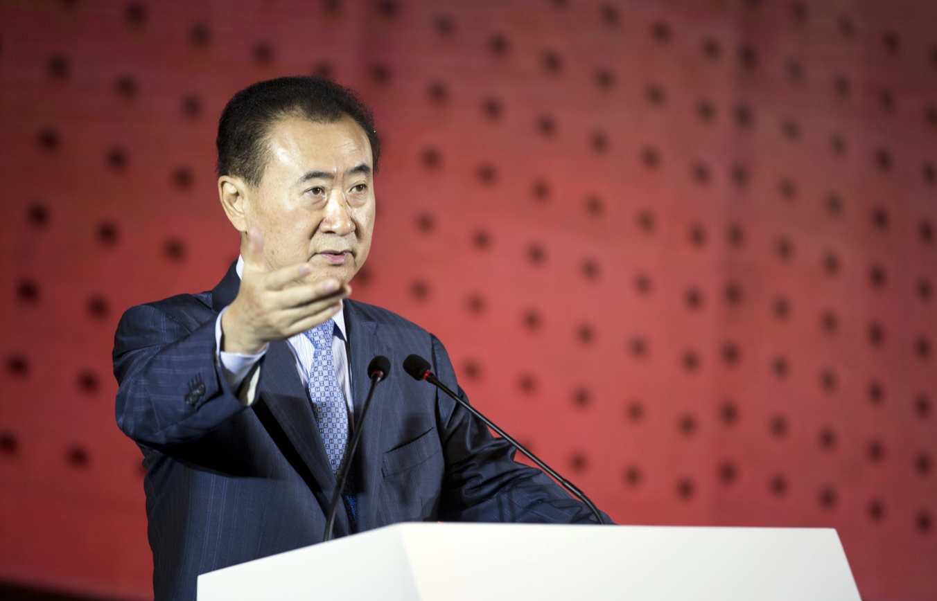 注冊資本1億，頻繁對接車企，王健林也要入局新能源？