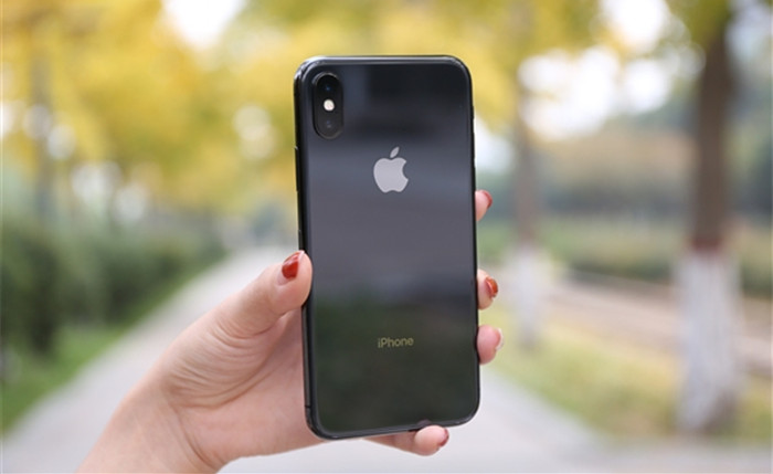 iOS13問題不斷：信息錯亂、第三方鍵盤漏洞、續航倒退