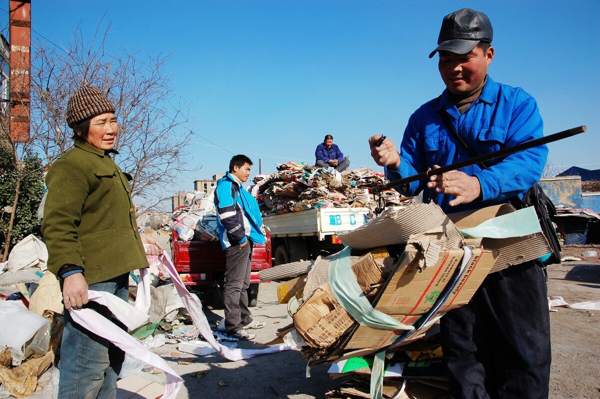 廣東老板開超市，利用“廢品回收”，年賺80萬，玩的就是套路