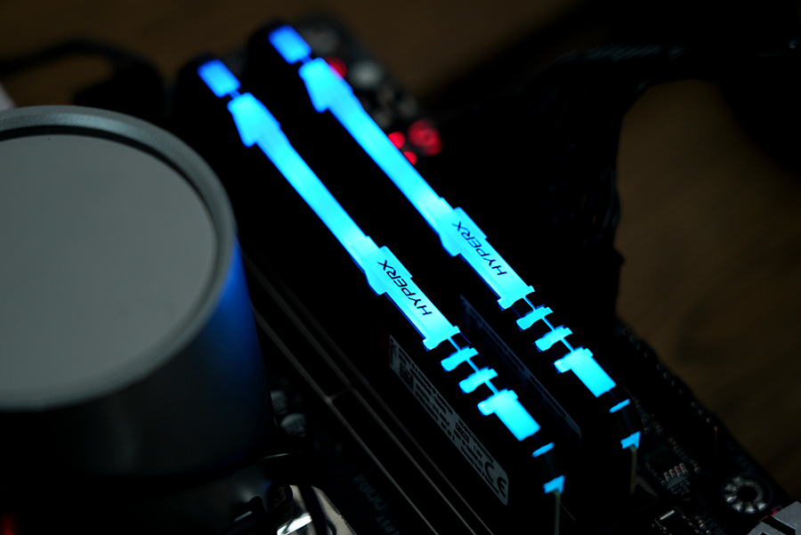 一鍵開啟內存條最高效能 HyperX雷電系列3733MHz內存條評測