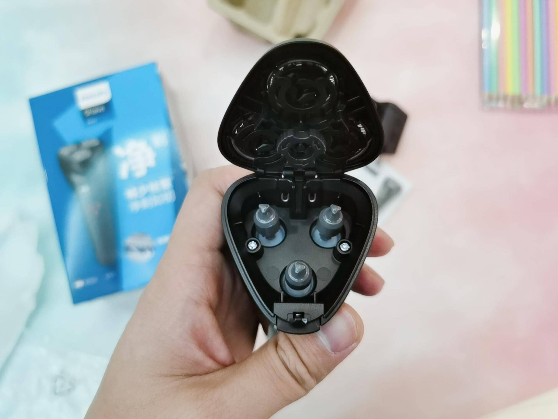 雙十一第一單:飛利浦Series 1000剃須刀評測